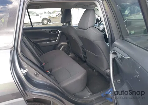 2019 Toyota Rav4 Le z USA, uszkodzony, nr VIN 2T3F1RFV2KW032073
